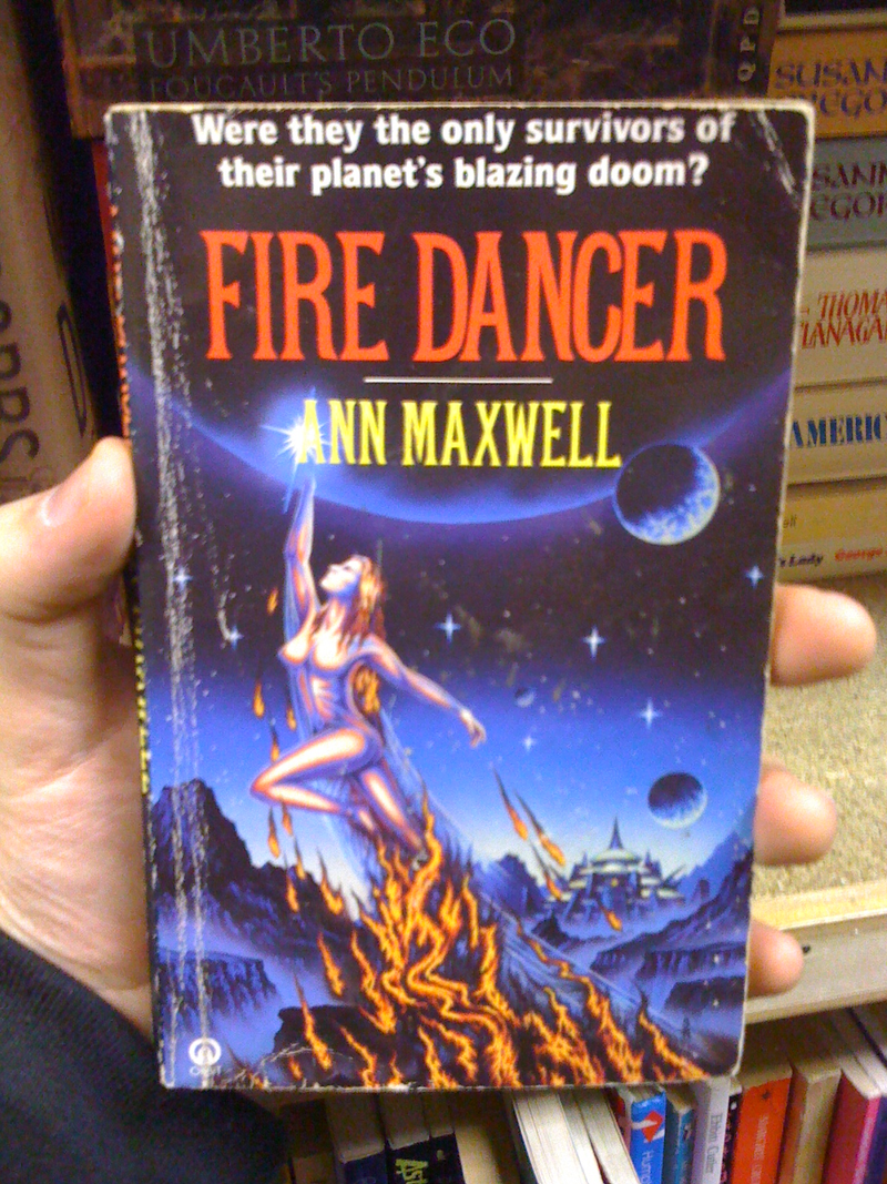 Illustration for article titled A Whole Blog Dedicated To The Worst SF/Fantasy Book Covers